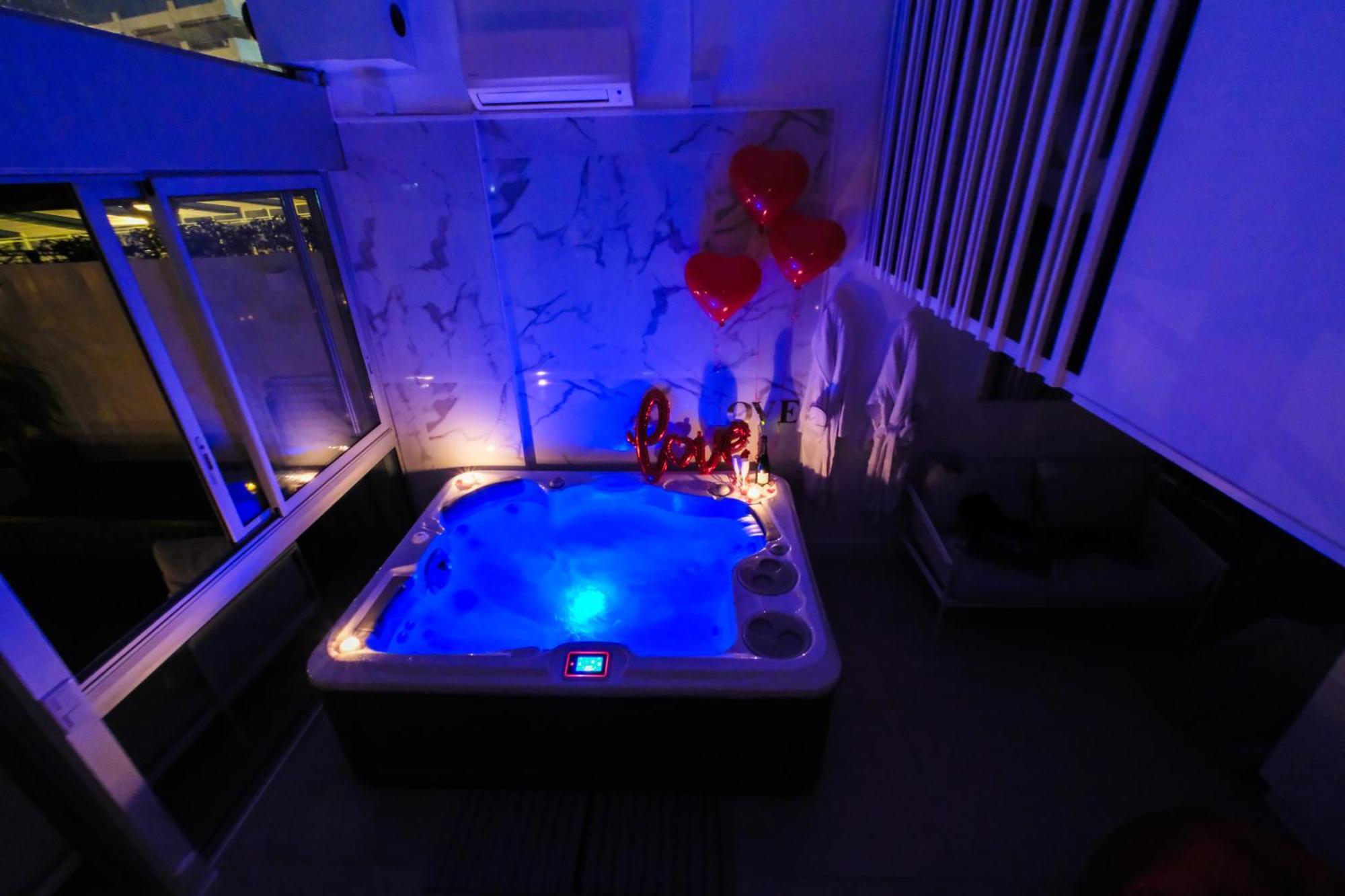 Villa Bono Jacuzzi & Spa 圣罗兰度瓦 外观 照片